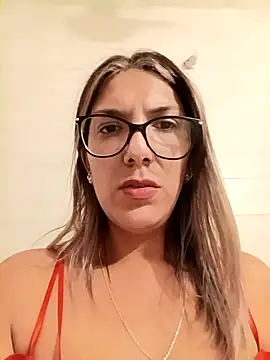 Silreinadorada online show from March 12, 2026, 3:34 am