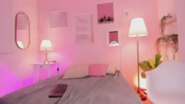 Ivyy sweet  online show from April 16, 2026, 9:39 pm