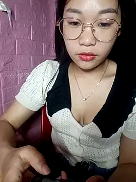 Snapshot of Eye-squirt chatting on March 5, 2026, 7:15 am Eye-squirt online show from March 5, 2026, 7:15 am