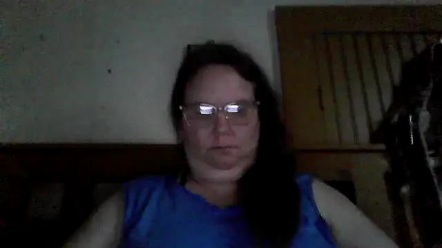 Snapshot of naughty_queen1 chatting on May 13, 2026, 10:34 am naughty queen1 online show from May 13, 2026, 10:34 am