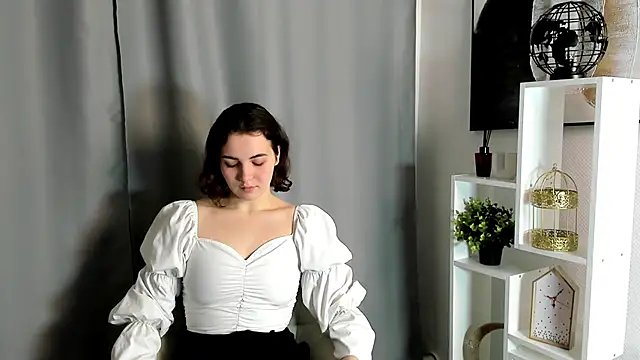 Snapshot of ShalaBethay chatting on February 16, 2026, 6:26 pm ShalaBethay online show from February 16, 2026, 6:26 pm