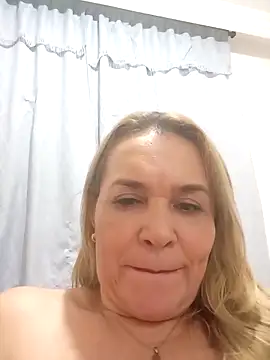 charlotte milf30 online show from April 7, 2026, 1:28 am