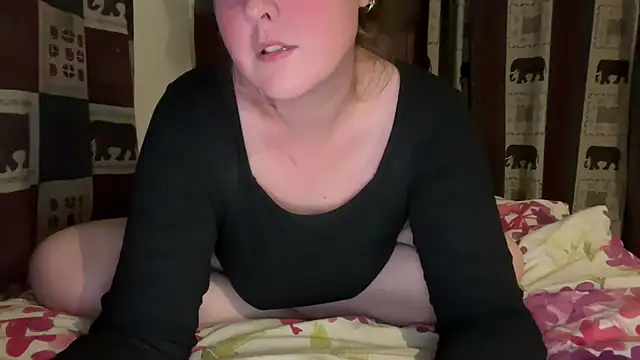 Snapshot of Ewelinababy chatting on March 10, 2026, 10:26 pm Ewelinababy online show from March 10, 2026, 10:26 pm