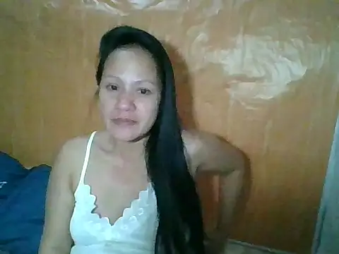 xxLIY online show from May 23, 2026, 6:12 pm