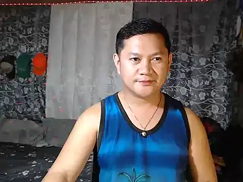 adorableasianboy69 online show from February 20, 2026, 10:05 am