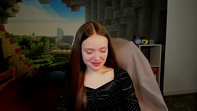 Snapshot of AshleyGlover chatting on February 18, 2026, 2:35 pm AshleyGlover online show from February 18, 2026, 2:35 pm