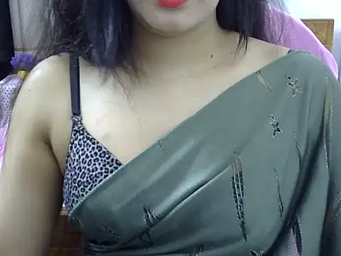 Snapshot of Sanaira_1999 chatting on June 18, 2026, 7:51 pm Sanaira 1999 online show from June 18, 2026, 7:51 pm