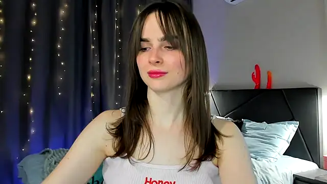 megann fox2 online show from March 4, 2026, 6:36 pm