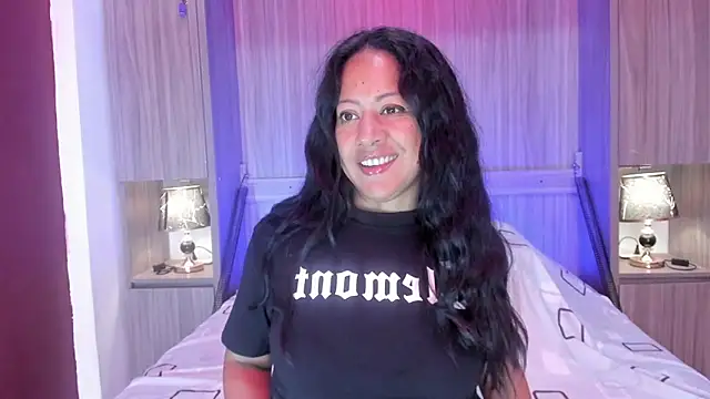 AllieBennet online show from May 3, 2026, 12:11 pm