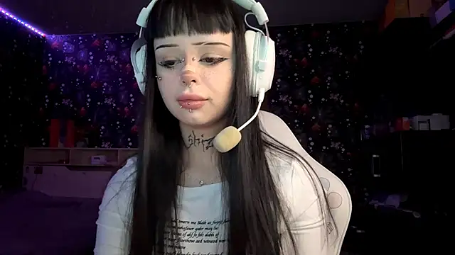 Snapshot of Luna_Sohotti chatting on February 19, 2026, 3:08 pm Luna Sohotti online show from February 19, 2026, 3:08 pm