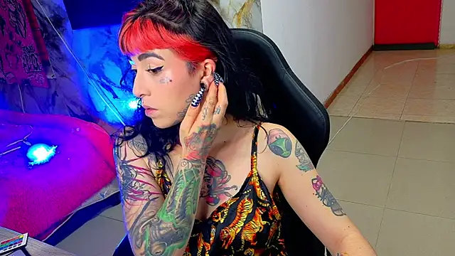 Snapshot of nova_kitttyy chatting on March 12, 2026, 1:12 am nova kitttyy online show from March 12, 2026, 1:12 am