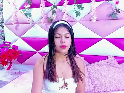 Snapshot of alana_deivis chatting on February 25, 2026, 2:43 am alana deivis online show from February 25, 2026, 2:43 am