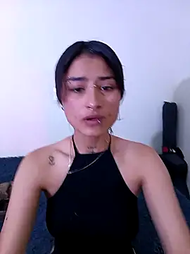 Snapshot of Lili__Clan chatting on March 29, 2026, 3:45 pm Lili Clan online show from March 29, 2026, 3:45 pm