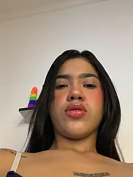 Snapshot of Lily_em chatting on July 1, 2026, 12:29 pm Lily em online show from July 1, 2026, 12:29 pm
