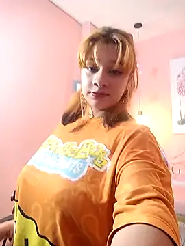  carlotta x online show from April 8, 2026, 3:17 am