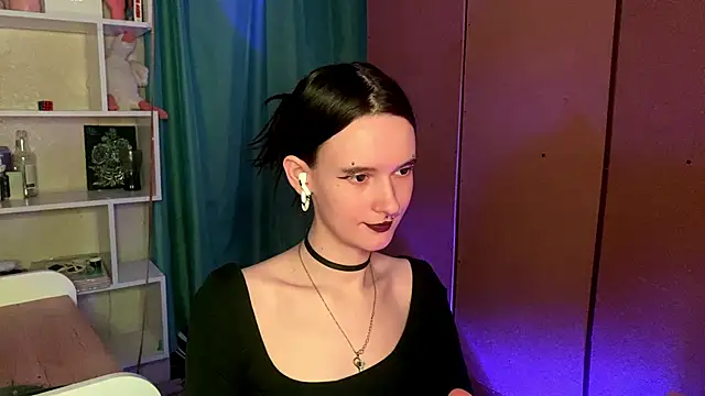 Snapshot of MabelDefina chatting on March 14, 2026, 1:05 pm MabelDefina online show from March 14, 2026, 1:05 pm