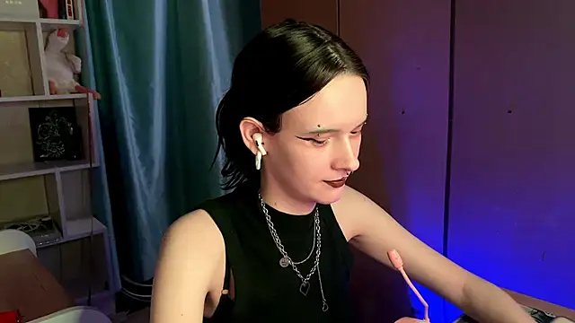 Snapshot of MabelDefina chatting on March 22, 2026, 11:02 am MabelDefina online show from March 22, 2026, 11:02 am