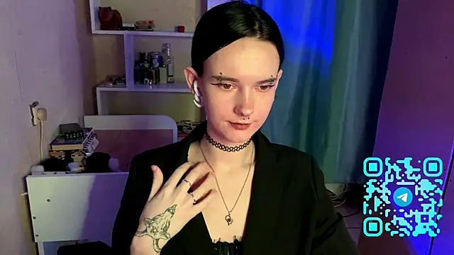 Snapshot of MabelDefina chatting on April 9, 2026, 11:04 am MabelDefina online show from April 9, 2026, 11:04 am