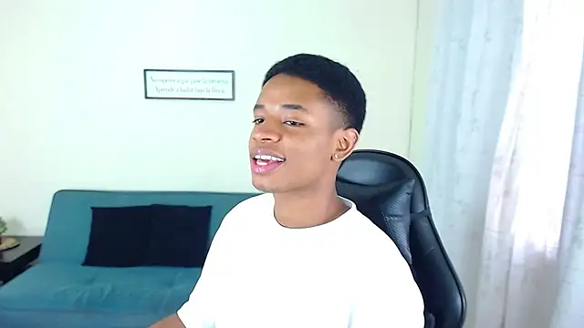 liiam3 online show from March 3, 2026, 8:59 pm