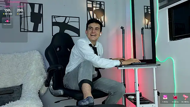 nico pelusa online show from March 5, 2026, 10:44 am