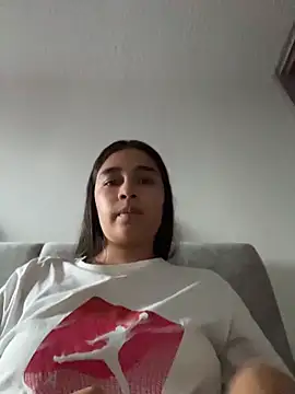 Snapshot of I_Samanthaa chatting on May 9, 2026, 10:59 pm I Samanthaa online show from May 9, 2026, 10:59 pm