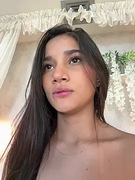 AlessiaVallmont online show from March 14, 2026, 10:04 pm