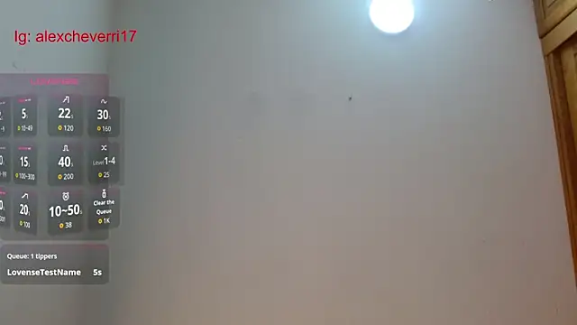 Snapshot of axellblue chatting on April 7, 2026, 1:17 am axellblue online show from April 7, 2026, 1:17 am
