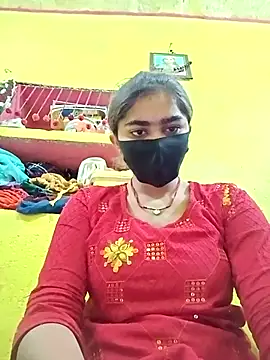 Snapshot of Cute_Mahek99 chatting on May 4, 2026, 10:50 pm Cute Mahek99 online show from May 4, 2026, 10:50 pm