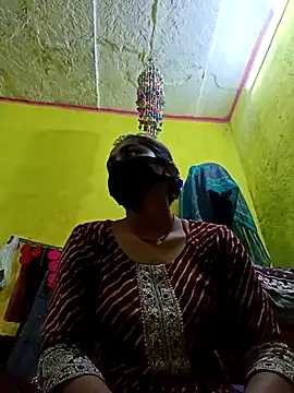 Snapshot of Cute_Mahek99 chatting on May 11, 2026, 11:02 pm Cute Mahek99 online show from May 11, 2026, 11:02 pm