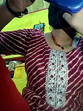 Snapshot of Cute_Mahek99 chatting on May 16, 2026, 4:50 pm Cute Mahek99 online show from May 16, 2026, 4:50 pm