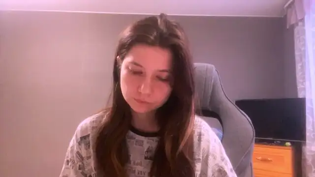 LunnaBliss online show from March 20, 2026, 3:33 am