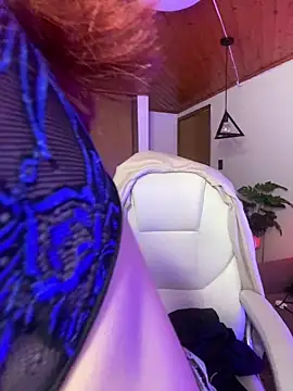 Snapshot of Maraia_pink18 chatting on February 20, 2026, 1:33 pm Maraia pink18 online show from February 20, 2026, 1:33 pm