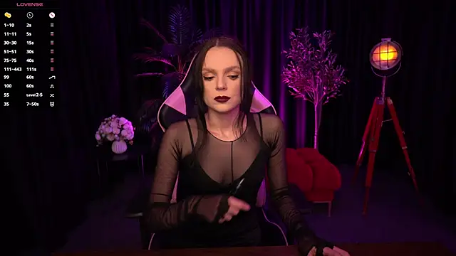 Snapshot of Wild_Alice_me chatting on May 15, 2026, 3:52 pm Wild Alice me online show from May 15, 2026, 3:52 pm