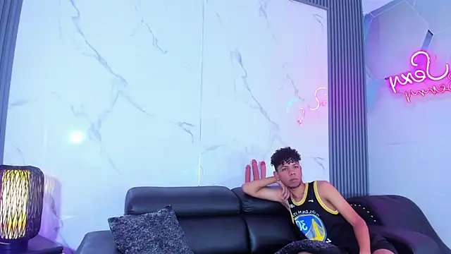 Spicy guys online show from May 9, 2026, 1:16 pm