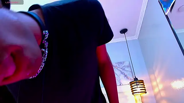 Santiago Ortiz  online show from April 2, 2026, 6:27 pm