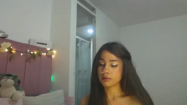 Snapshot of RebecaPalmer chatting on February 28, 2026, 5:52 am RebecaPalmer online show from February 28, 2026, 5:52 am