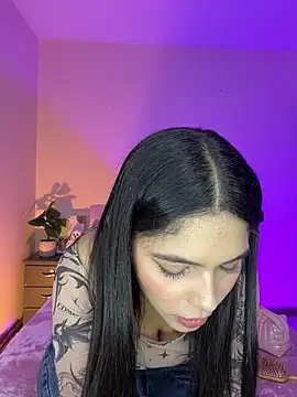 haily babe online show from July 13, 2026, 4:15 am