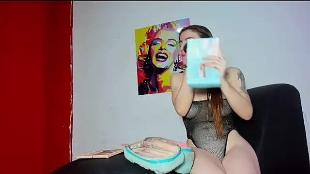 Snapshot of snow_white_princedemon chatting on February 27, 2026, 3:17 am snow white princedemon online show from February 27, 2026, 3:17 am