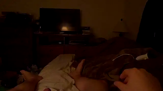 Snapshot of Schlongo420 chatting on December 16, 2025, 9:36 am Schlongo420 online show from December 16, 2025, 9:36 am