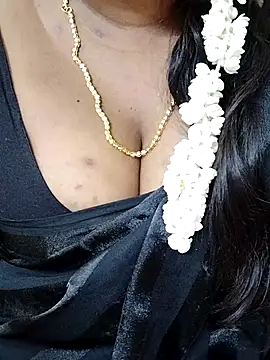 Snapshot of Navya-Reddy chatting on February 21, 2026, 5:14 pm Navya-Reddy online show from February 21, 2026, 5:14 pm