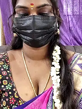 Snapshot of Navya-Reddy chatting on March 18, 2026, 11:13 am Navya-Reddy online show from March 18, 2026, 11:13 am