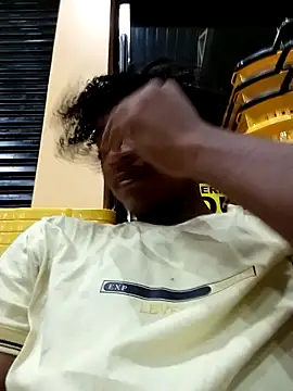 Snapshot of Thasmien chatting on February 22, 2026, 1:29 am Thasmien online show from February 22, 2026, 1:29 am