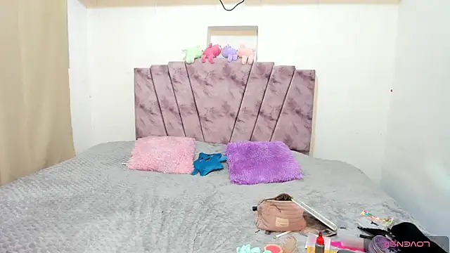 Snapshot of sheillenn chatting on March 12, 2026, 8:48 pm sheillenn online show from March 12, 2026, 8:48 pm