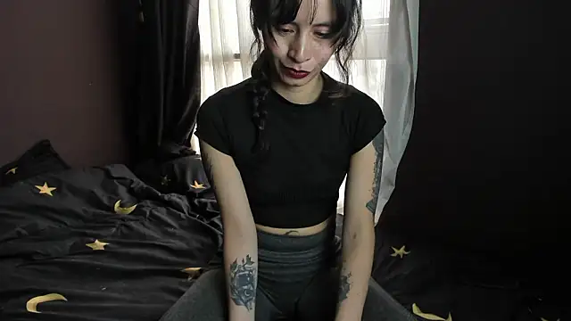 Snapshot of Mistymoon chatting on March 5, 2026, 2:02 pm Mistymoon online show from March 5, 2026, 2:02 pm