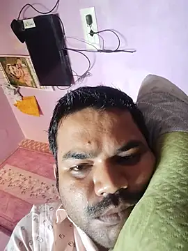 rkr1996kum online show from May 31, 2026, 8:54 am