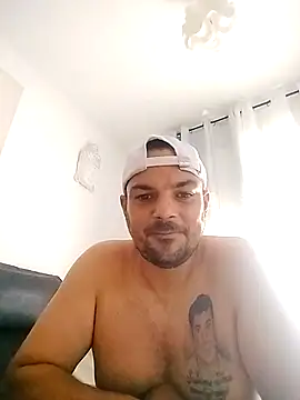 Snapshot of morenitoymorena chatting on April 9, 2026, 7:36 am morenitoymorena online show from April 9, 2026, 7:36 am