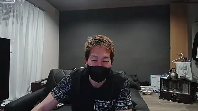 Snapshot of ryuaaaaa chatting on March 10, 2026, 2:44 pm ryuaaaaa online show from March 10, 2026, 2:44 pm