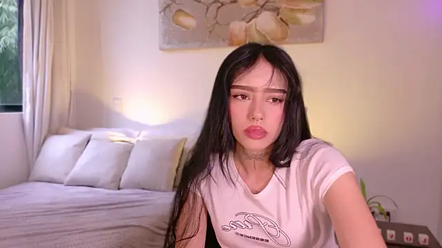 Snapshot of meganlake chatting on February 19, 2026, 9:00 pm meganlake online show from February 19, 2026, 9:00 pm