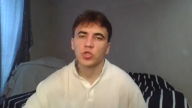 Snapshot of Denis_sport chatting on May 25, 2026, 5:24 am Denis sport online show from May 25, 2026, 5:24 am