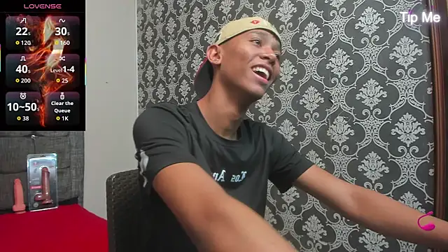 Little Twink19x online show from April 10, 2026, 7:18 pm